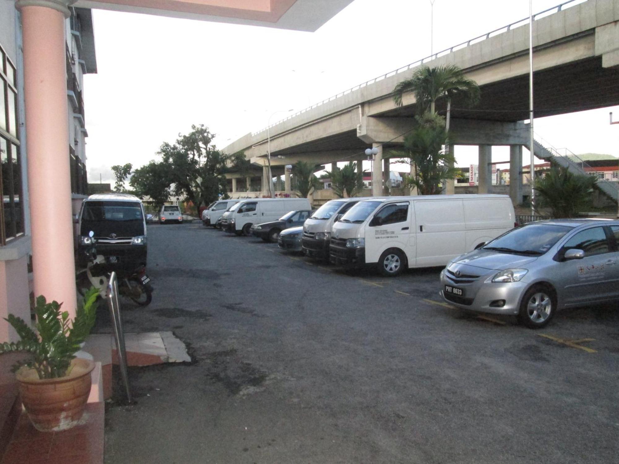 Hotel Damai 2*