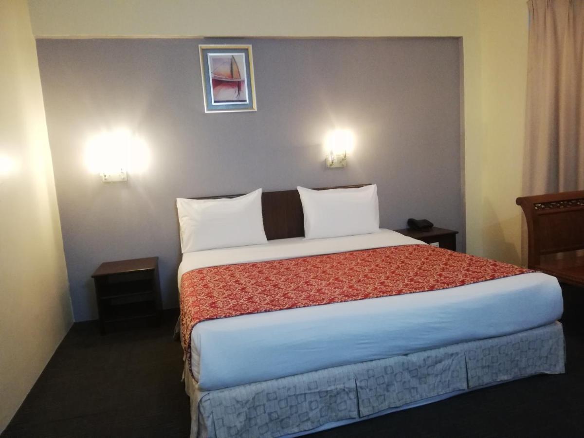 Damai Hotel